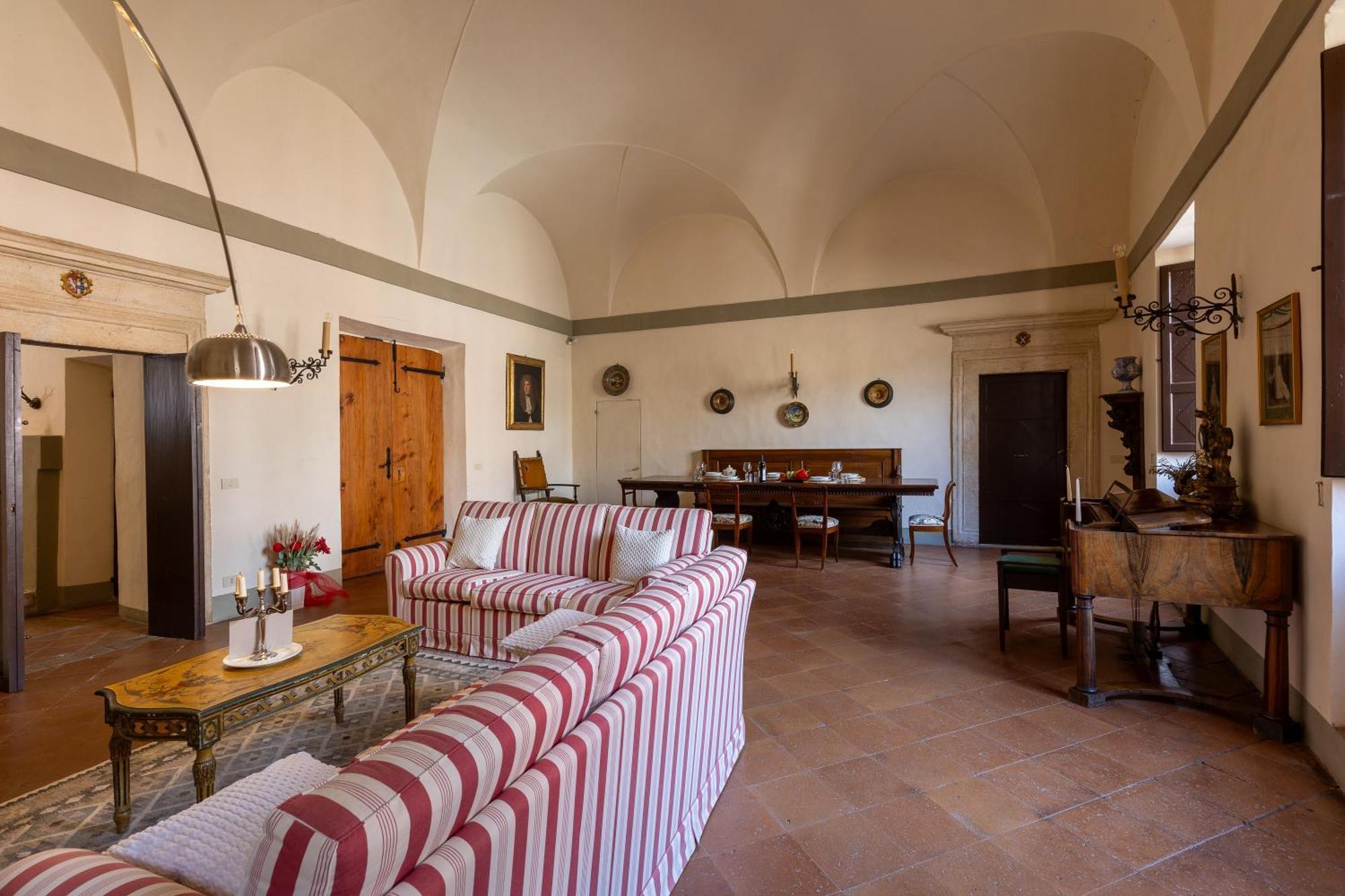Palazzo Costanti - A 8 Minuti Dalle Terme Apartment San Quirico d'Orcia Exterior photo